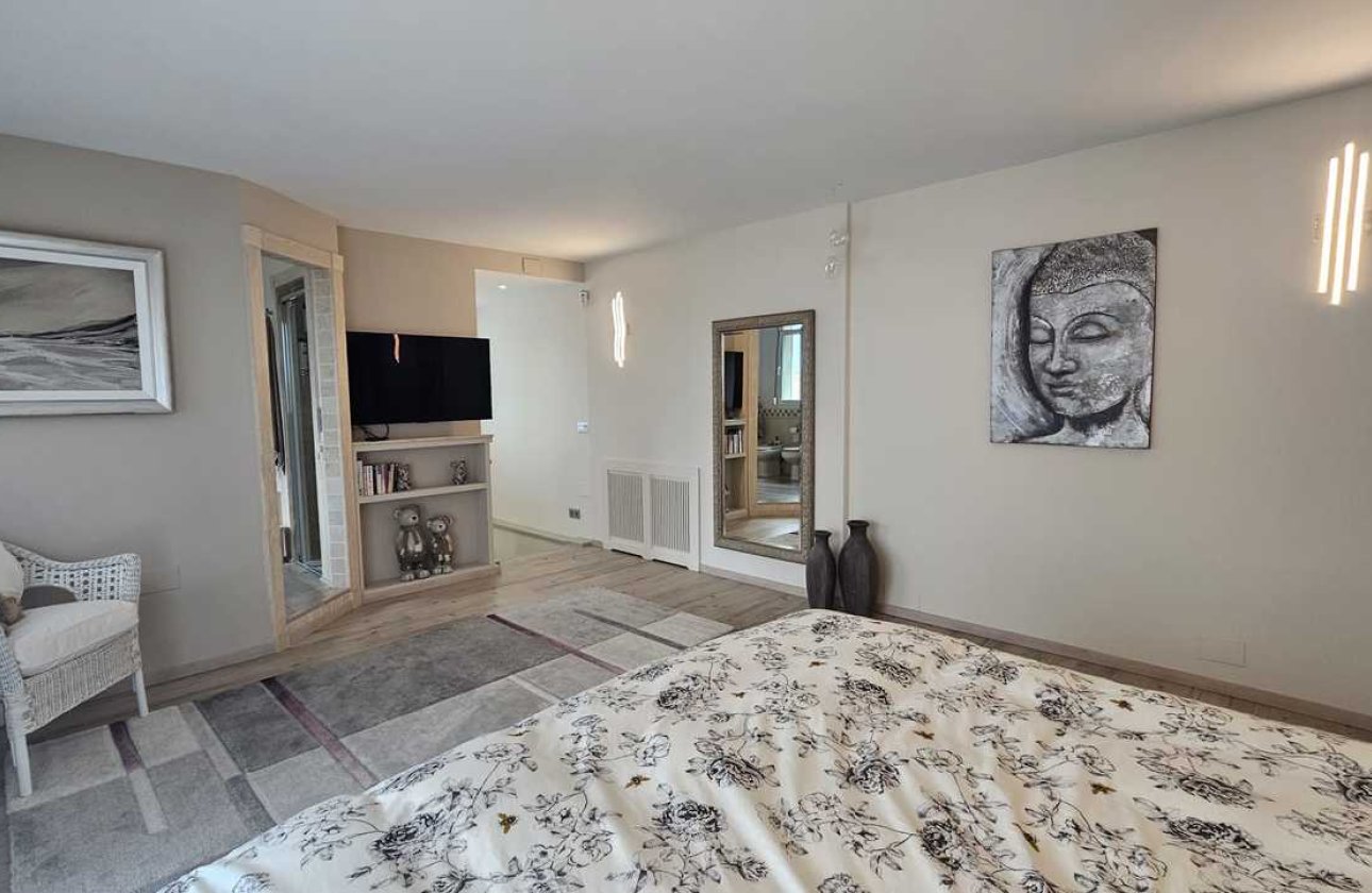 Resale - Villa -
Torremendo - Costa Blanca