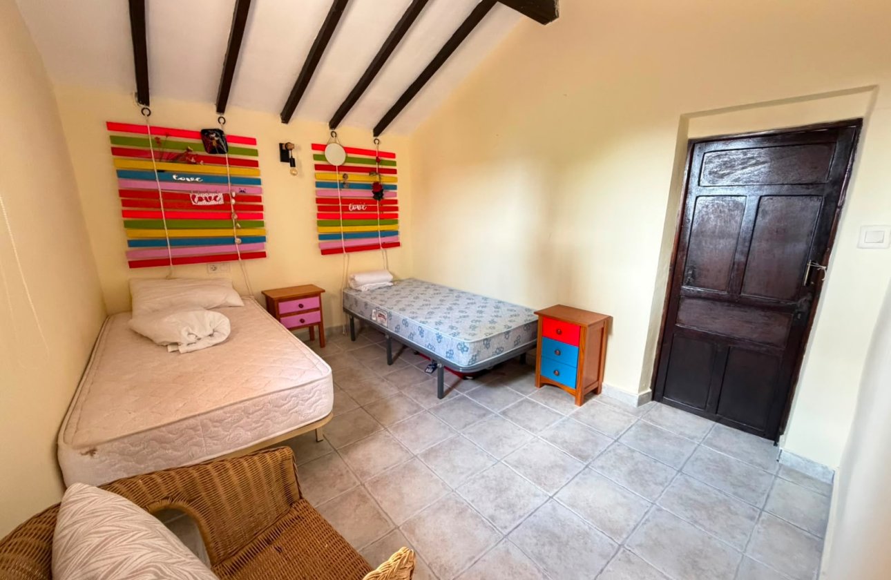 Resale - Villa -
Torremendo - Costa Blanca