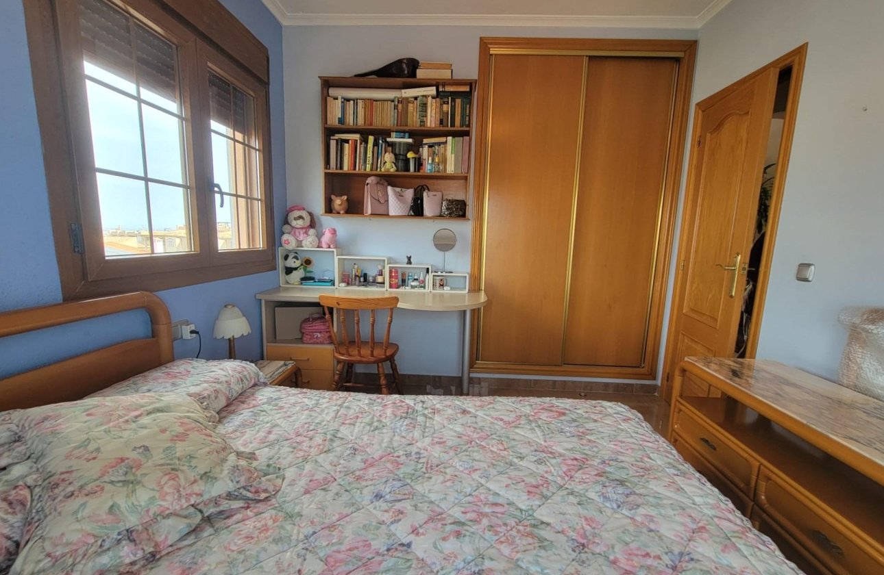 Resale - Villa -
Torrevieja - Aguas Nuevas