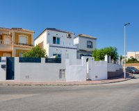 Resale - Villa -
Torrevieja - Aguas Nuevas