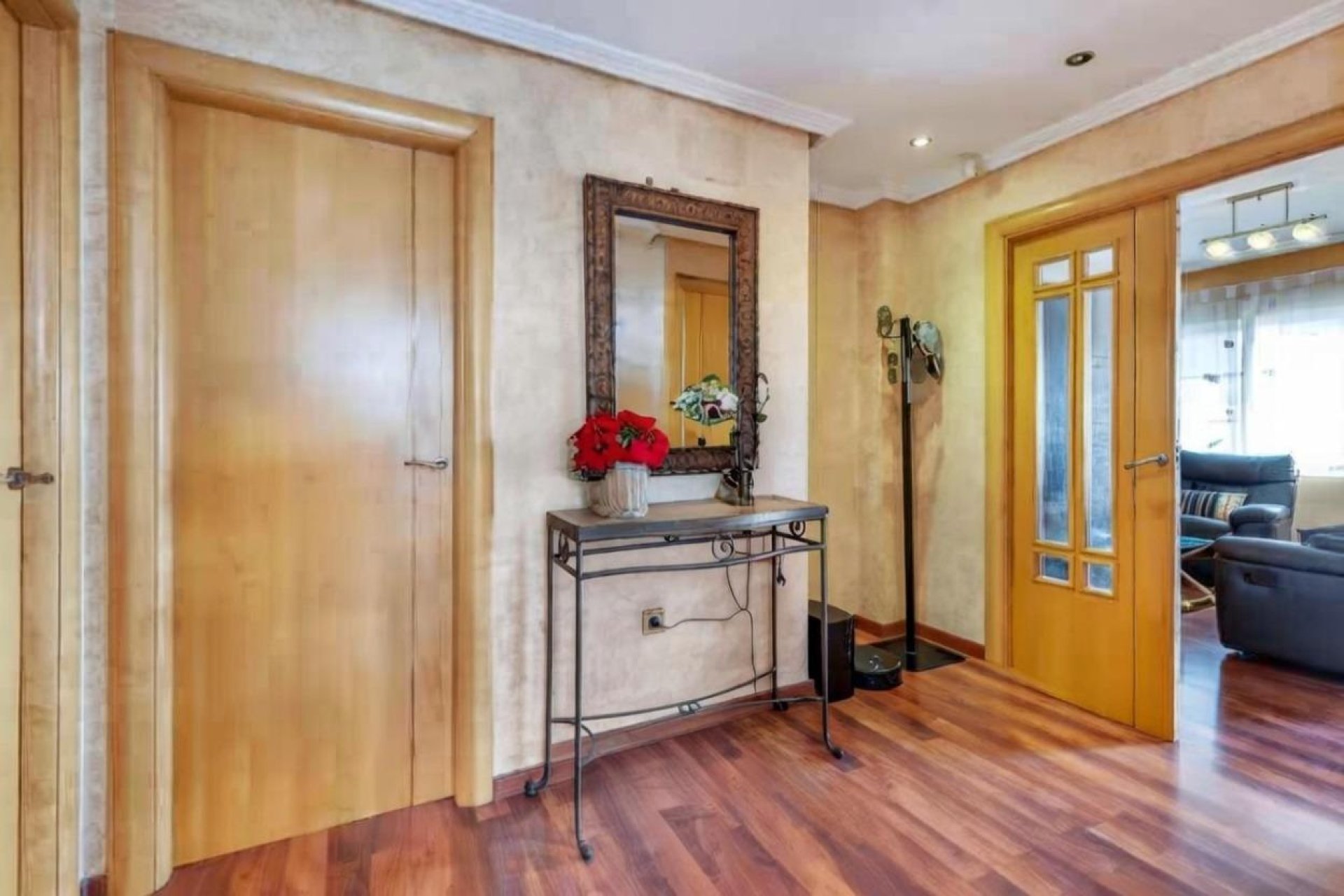 Resale - Villa -
Torrevieja - Aguas Nuevas