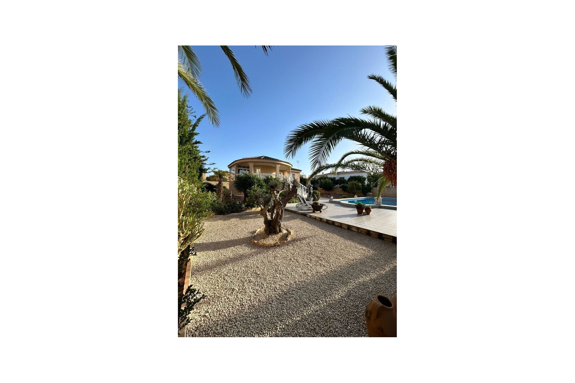 Resale - Villa -
Torrevieja - Aguas Nuevas
