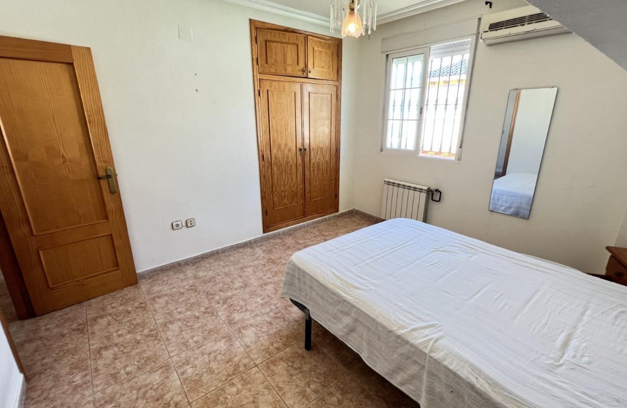 Resale - Villa -
Torrevieja - Aguas Nuevas