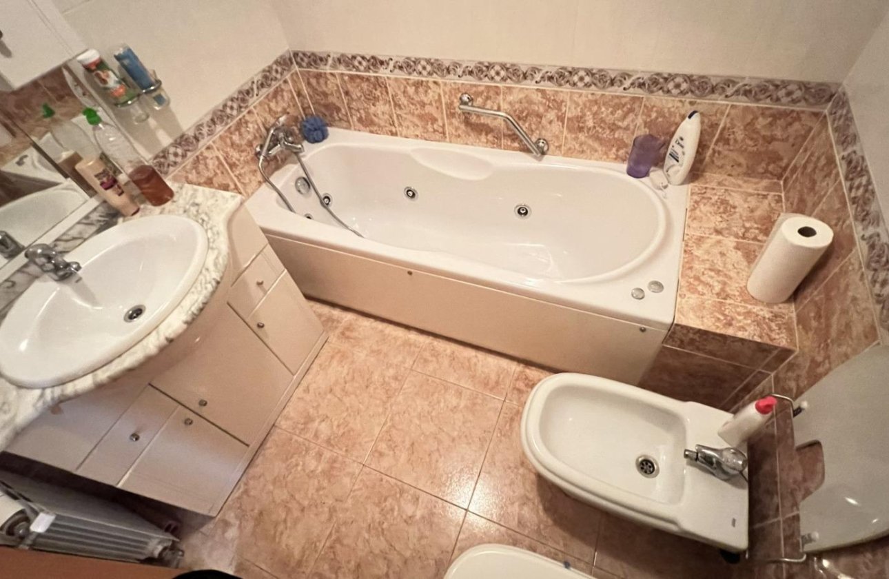 Resale - Villa -
Torrevieja - Aguas Nuevas