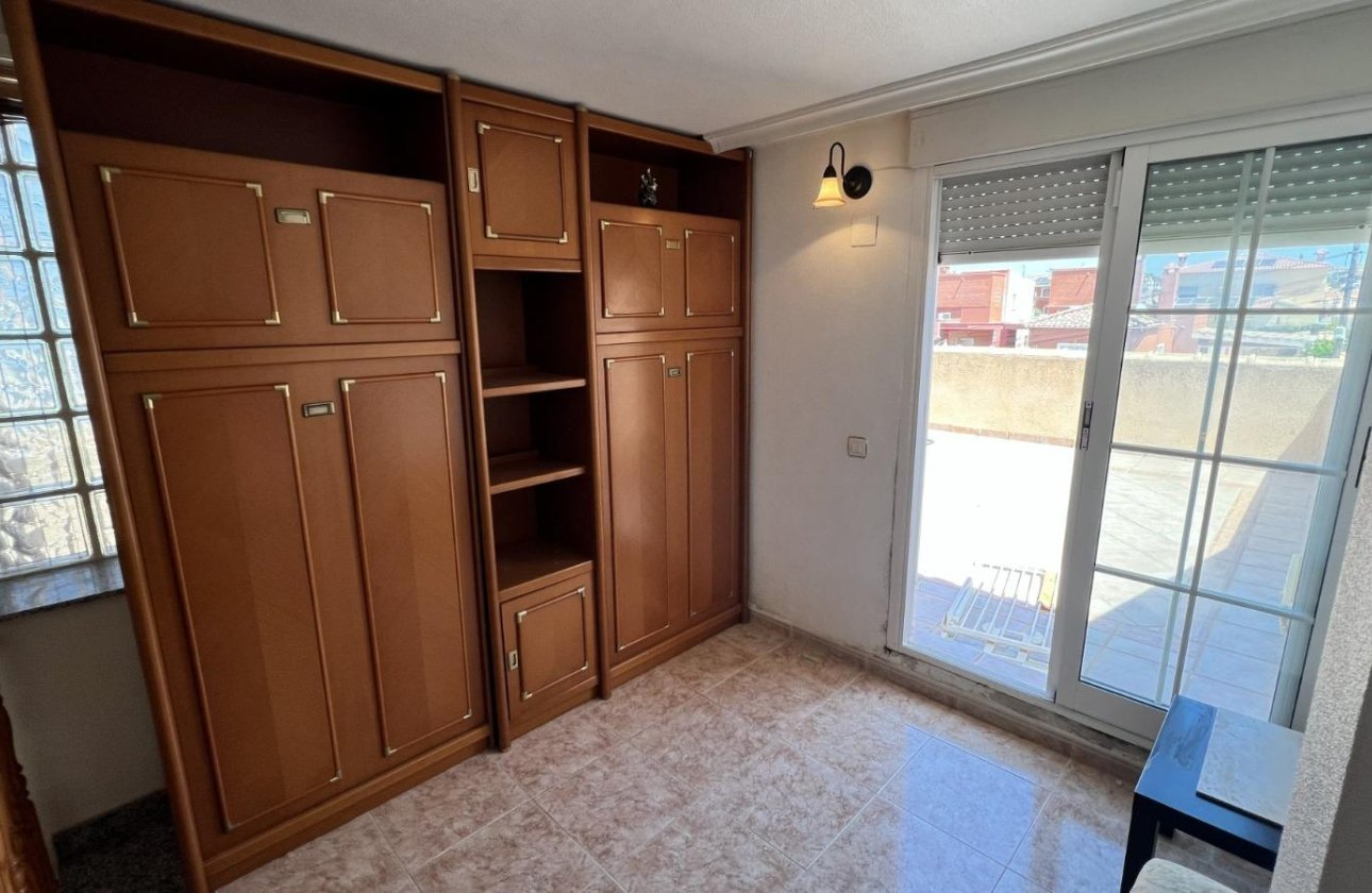 Resale - Villa -
Torrevieja - Aguas Nuevas