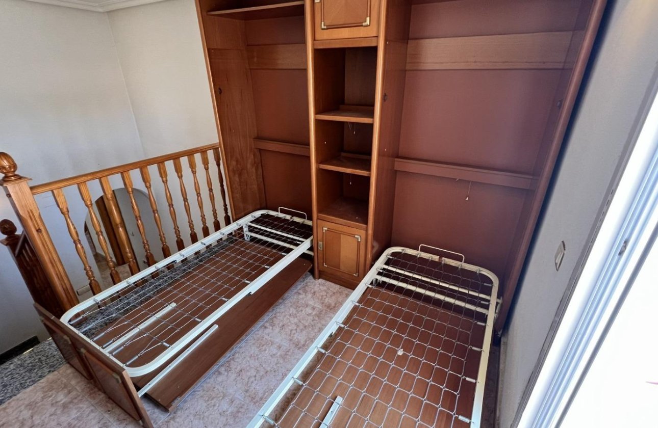 Resale - Villa -
Torrevieja - Aguas Nuevas
