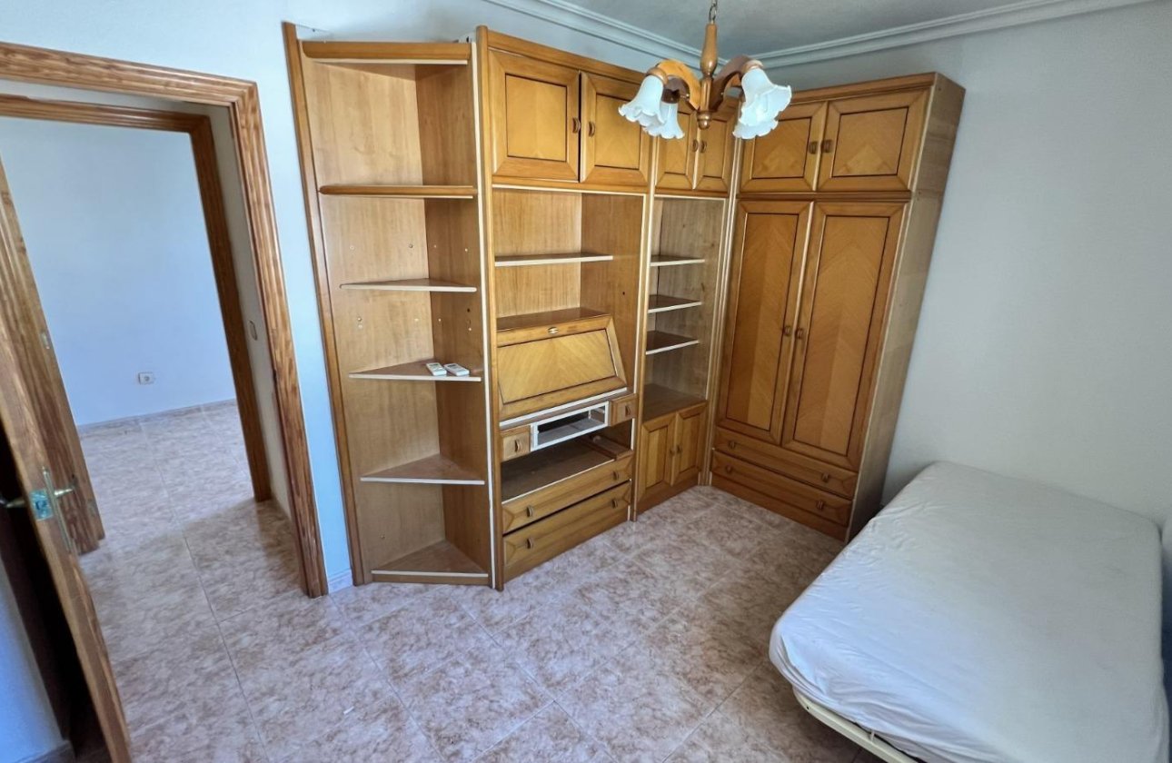 Resale - Villa -
Torrevieja - Aguas Nuevas
