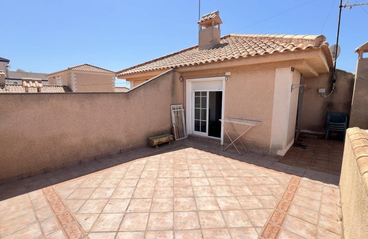 Resale - Villa -
Torrevieja - Aguas Nuevas