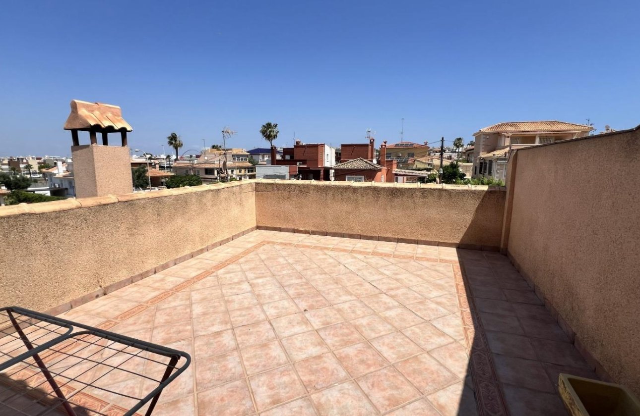 Resale - Villa -
Torrevieja - Aguas Nuevas
