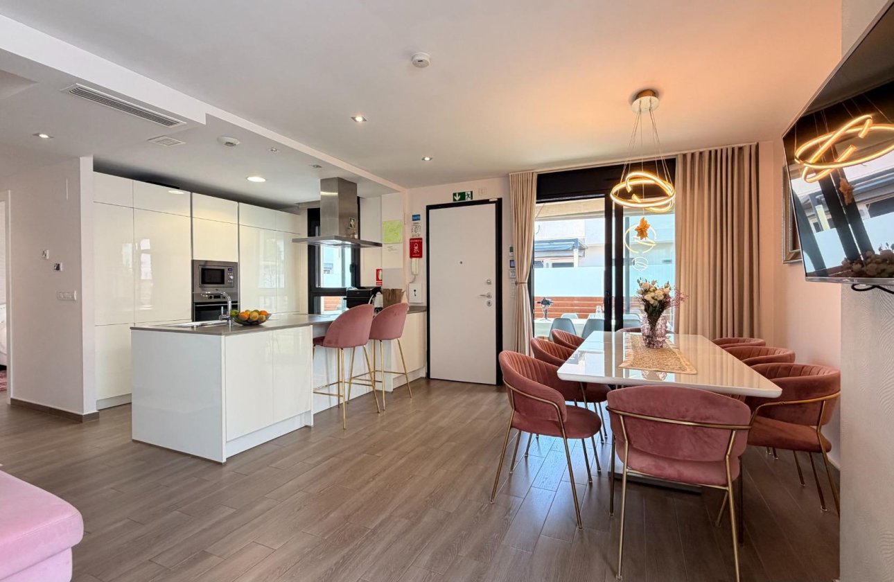 Resale - Villa -
Torrevieja - Aguas Nuevas