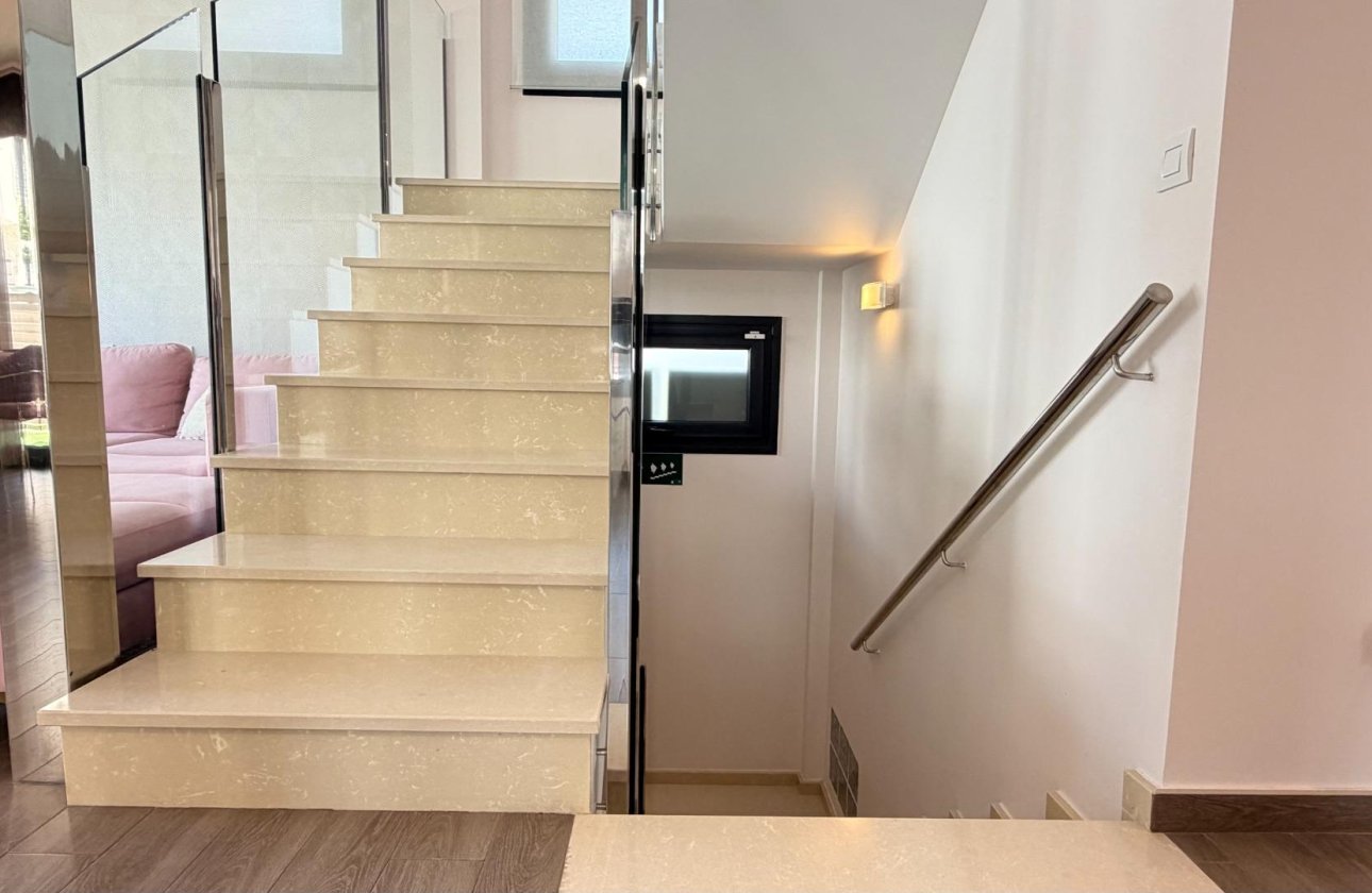 Resale - Villa -
Torrevieja - Aguas Nuevas