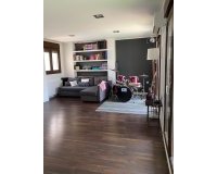 Resale - Villa -
Torrevieja - Centro - Muelle Pesquero