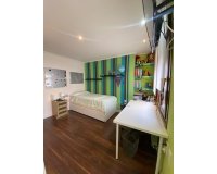 Resale - Villa -
Torrevieja - Centro - Muelle Pesquero