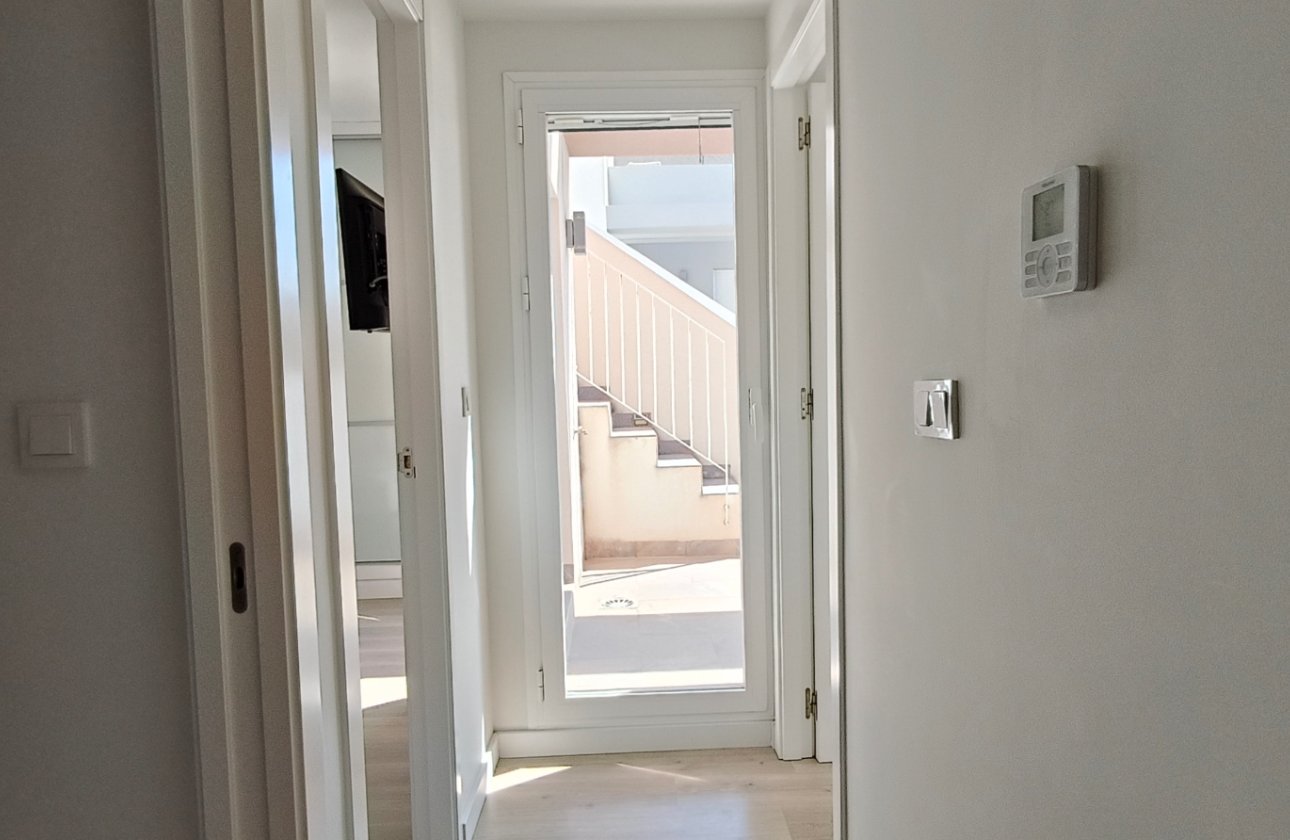 Resale - Villa -
Torrevieja - Costa Blanca