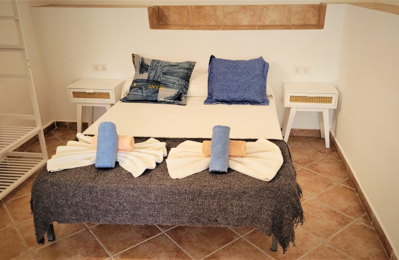 Resale - Villa -
Torrevieja - Costa Blanca