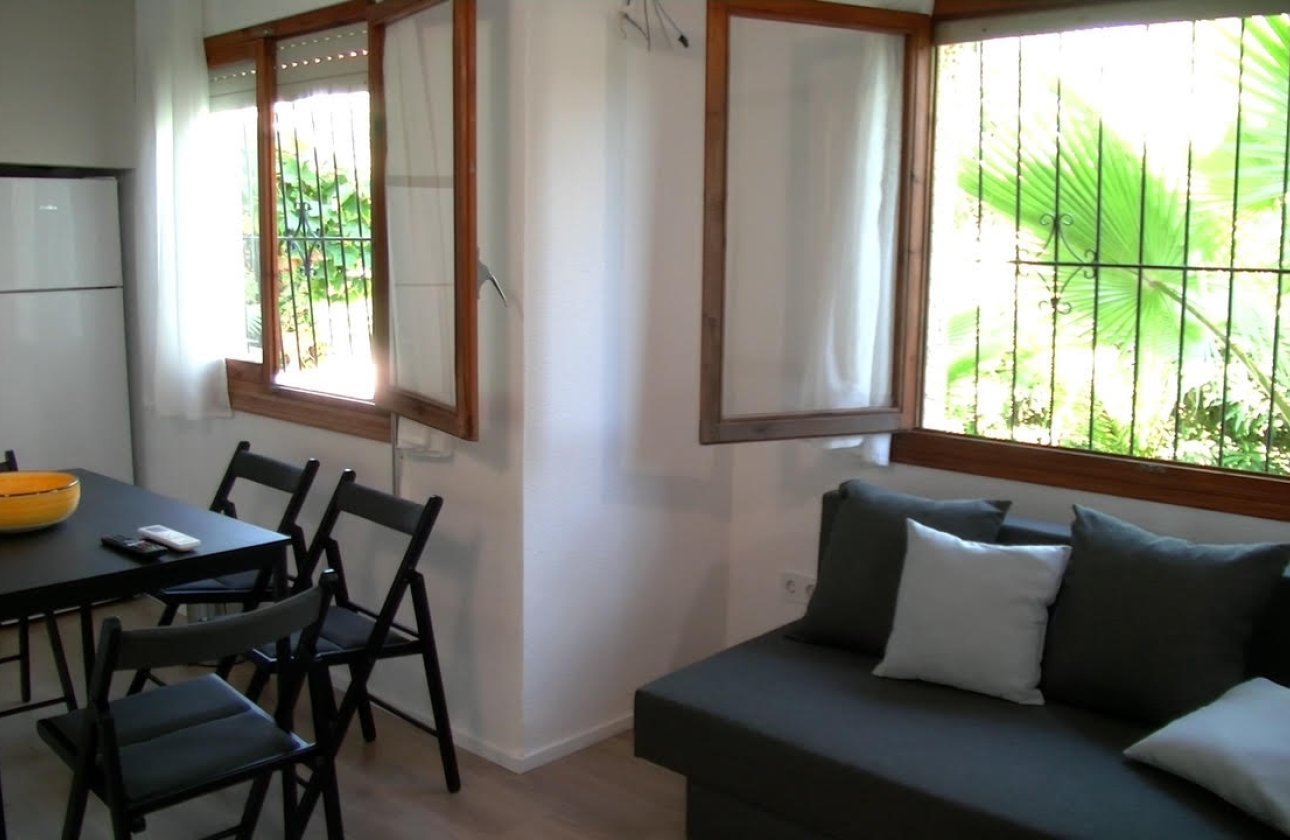 Resale - Villa -
Torrevieja - Costa Blanca