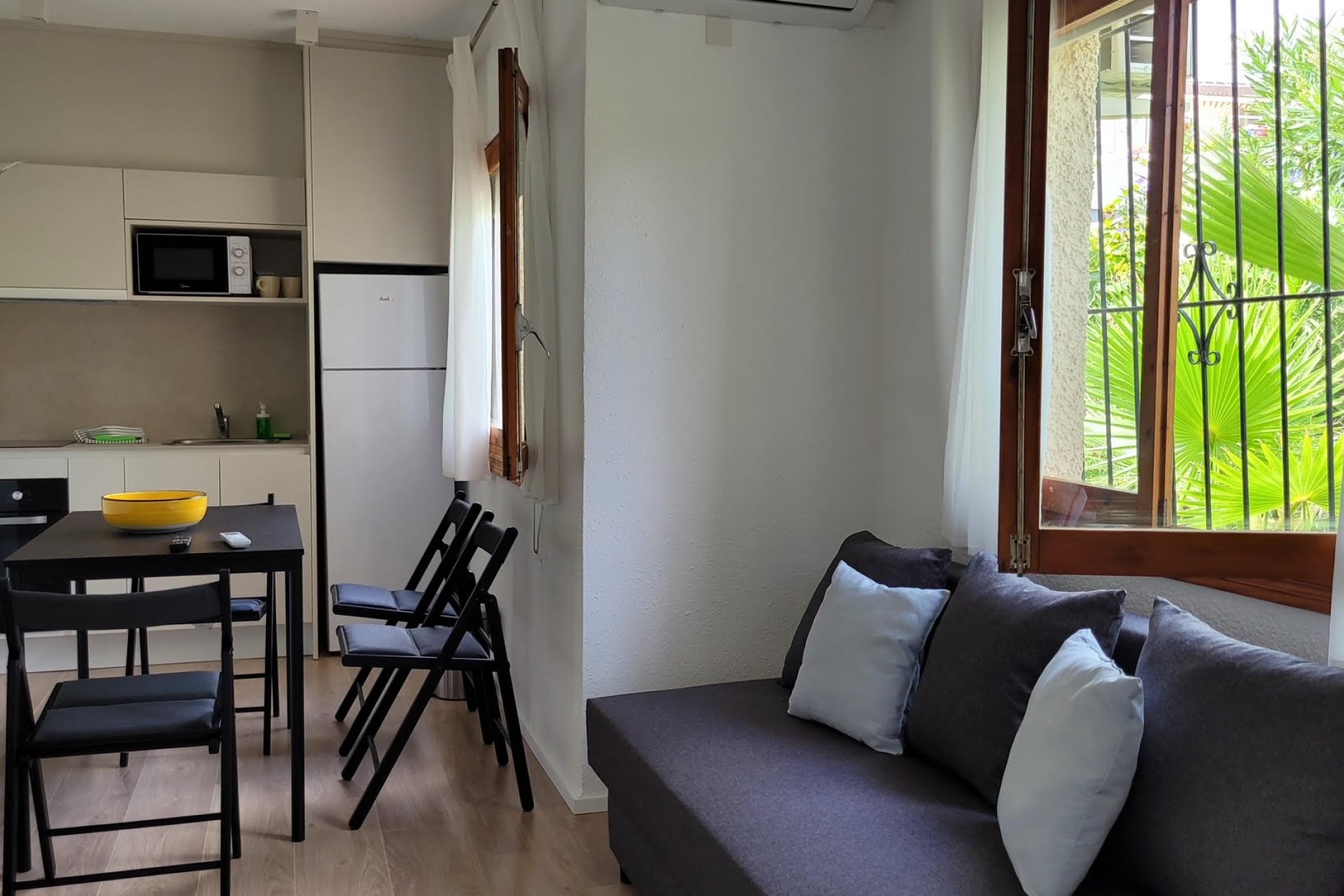 Resale - Villa -
Torrevieja - Costa Blanca