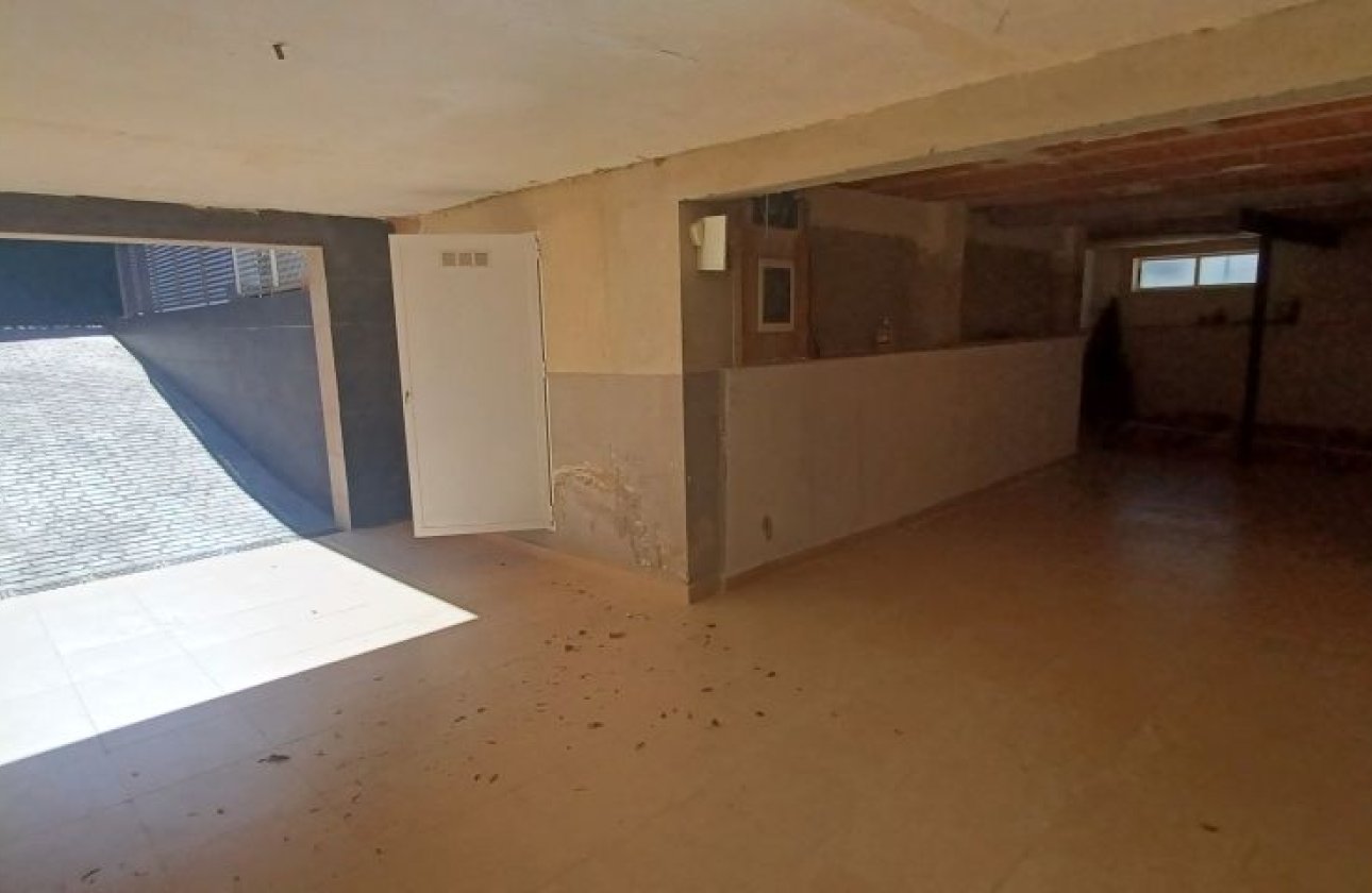 Resale - Villa -
Torrevieja - Costa Blanca