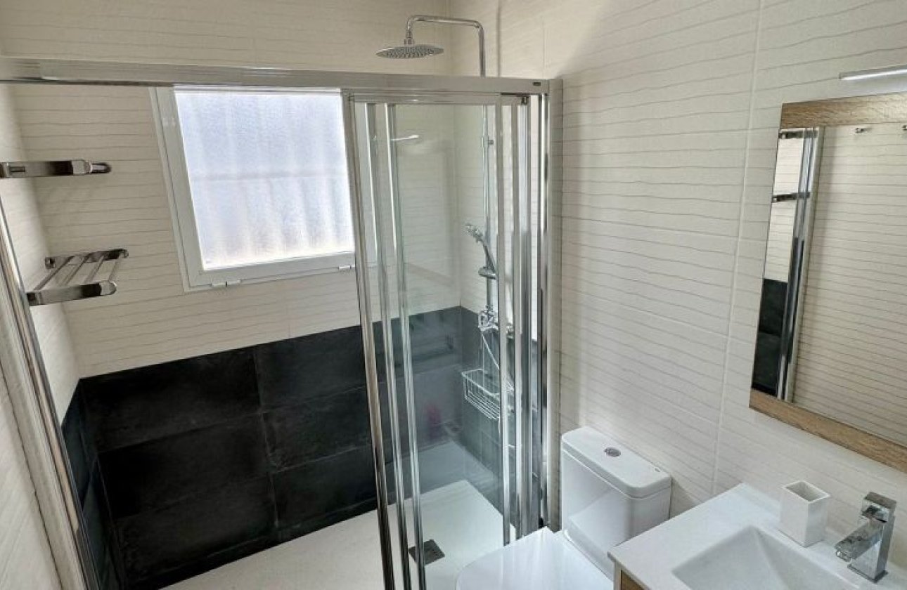 Resale - Villa -
Torrevieja - Costa Blanca