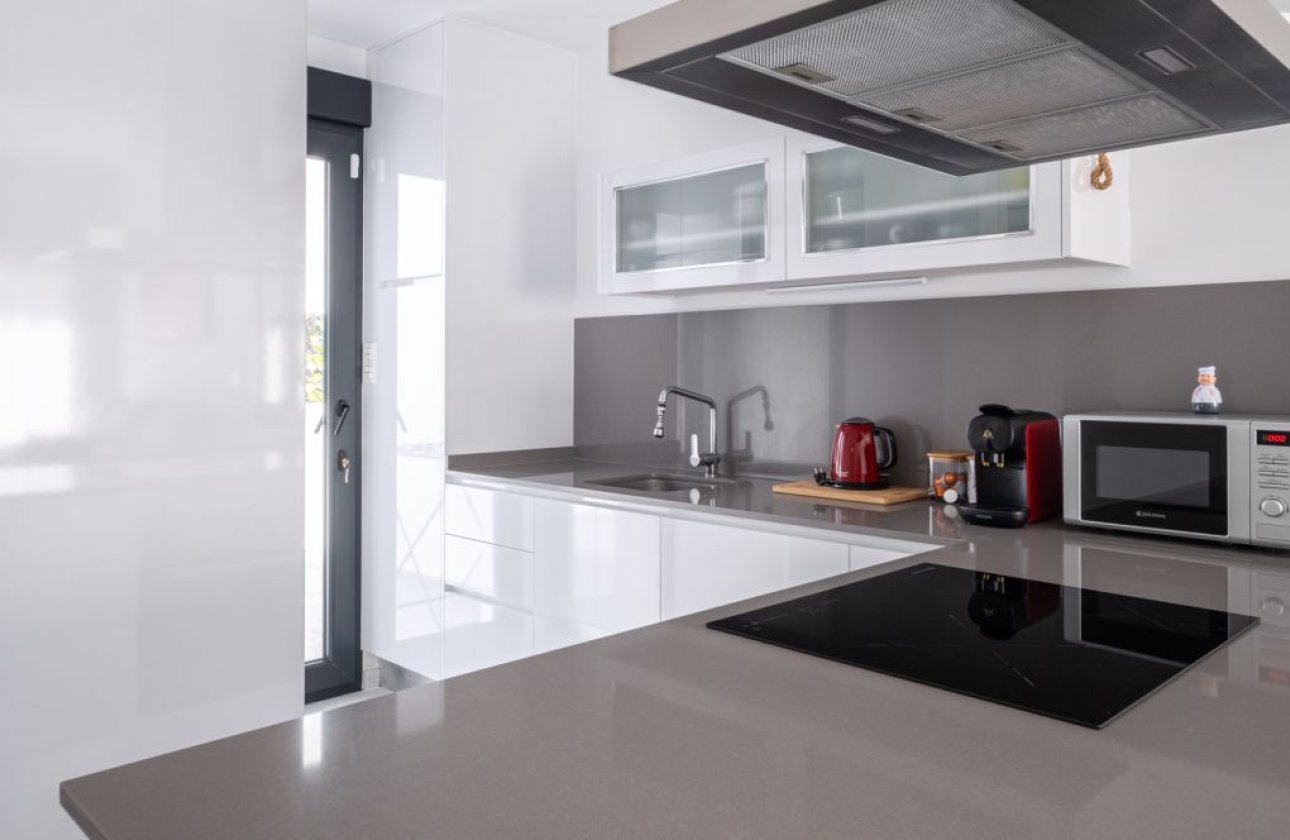 Resale - Villa -
Torrevieja - Costa Blanca