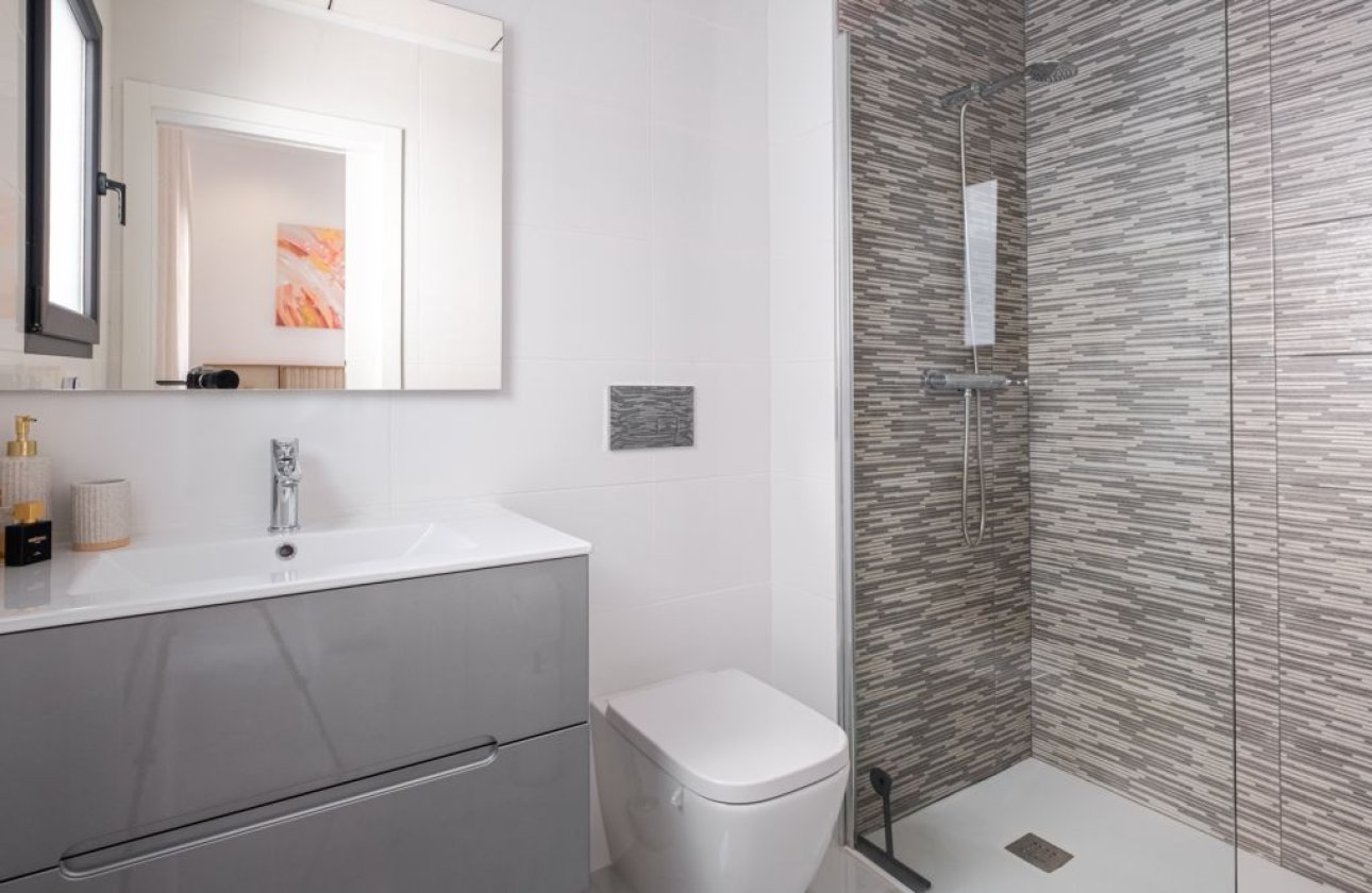 Resale - Villa -
Torrevieja - Costa Blanca