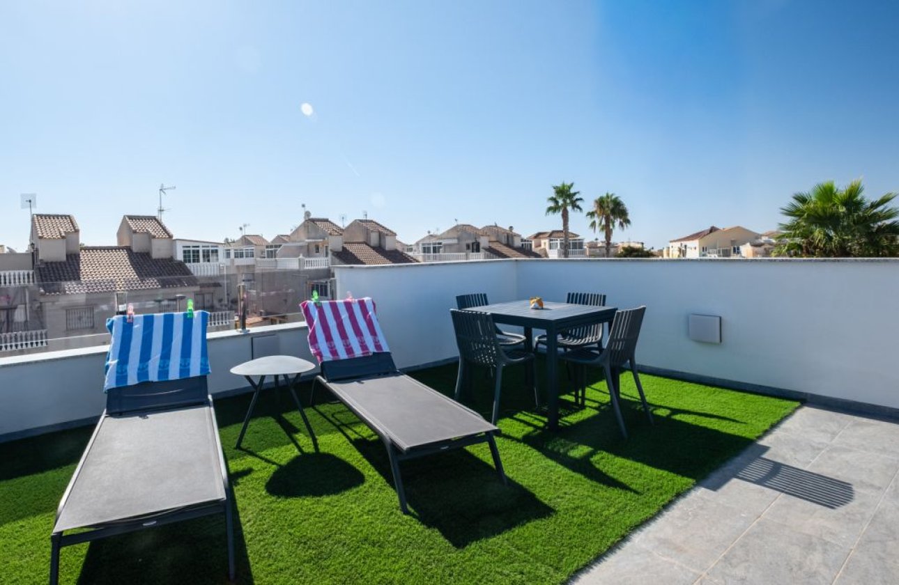 Resale - Villa -
Torrevieja - Costa Blanca