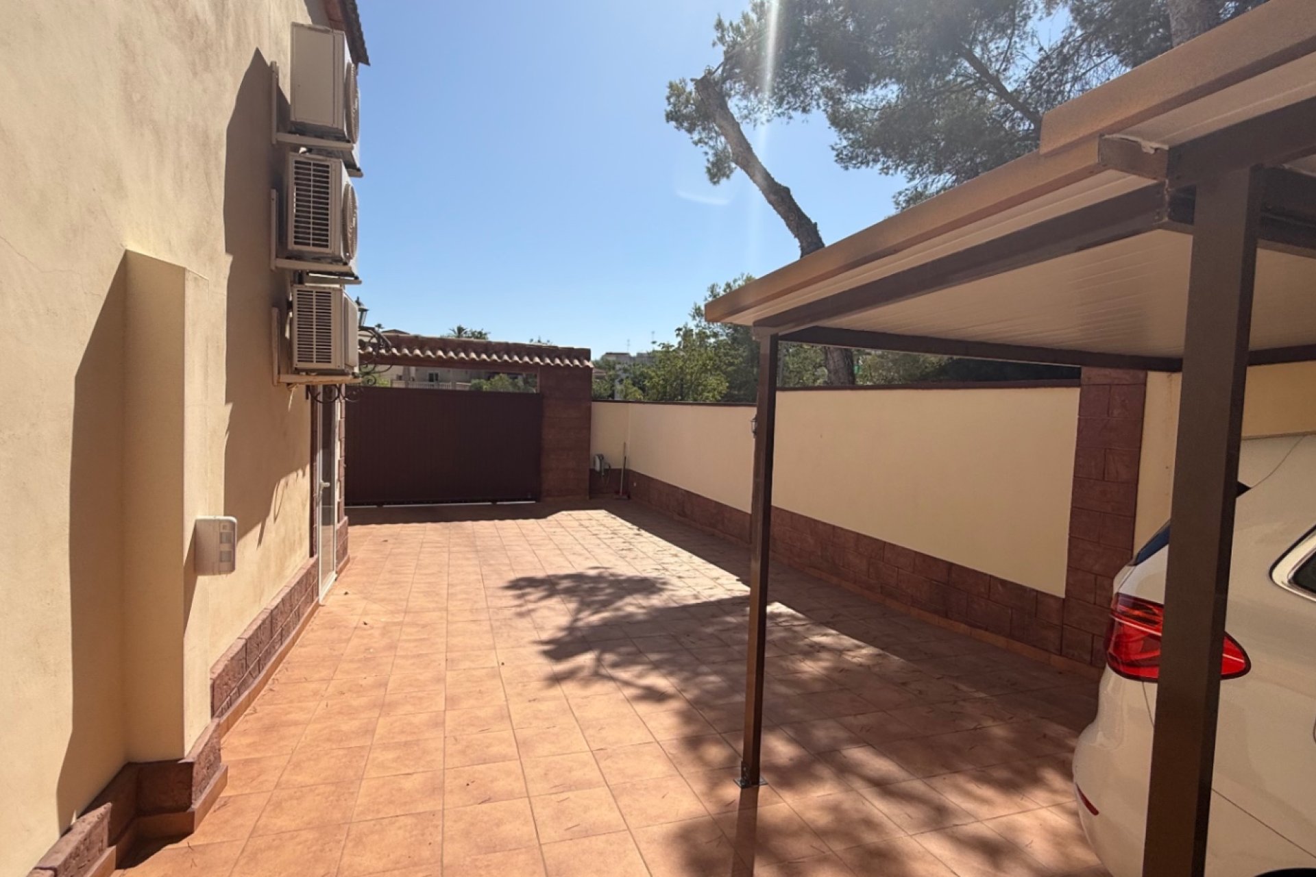 Resale - Villa -
Torrevieja - Costa Blanca