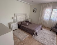 Resale - Villa -
Torrevieja - Costa Blanca