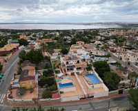 Resale - Villa -
Torrevieja - Costa Blanca