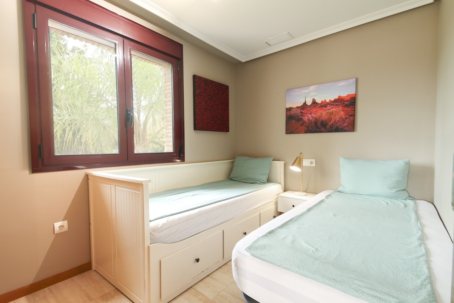 Resale - Villa -
Torrevieja - Costa Blanca