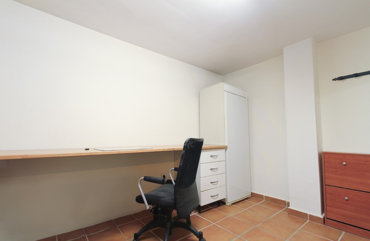 Resale - Villa -
Torrevieja - Costa Blanca