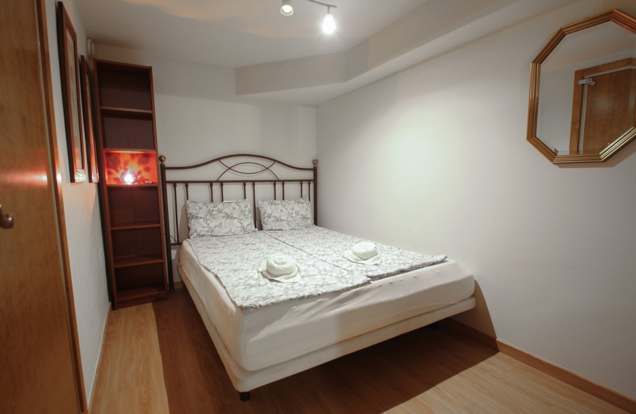 Resale - Villa -
Torrevieja - Costa Blanca