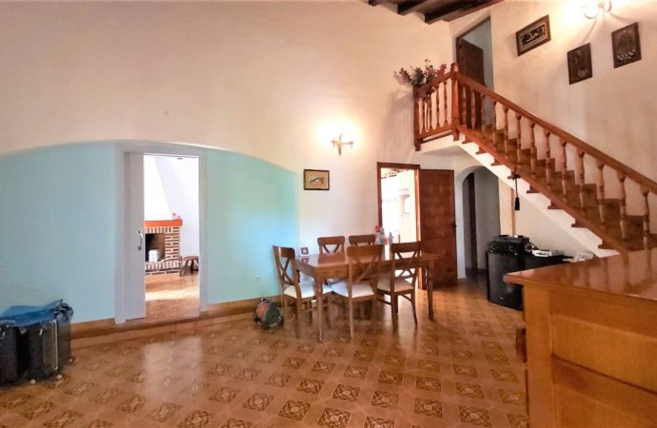 Resale - Villa -
Torrevieja - Costa Blanca