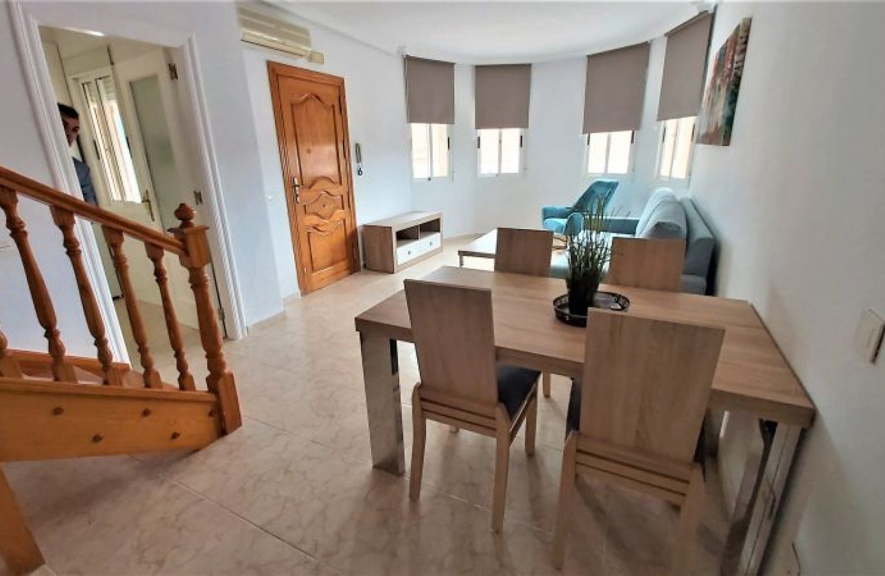 Resale - Villa -
Torrevieja - Costa Blanca