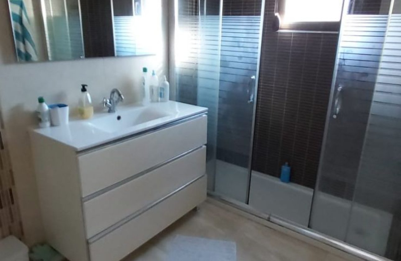 Resale - Villa -
Torrevieja - Costa Blanca