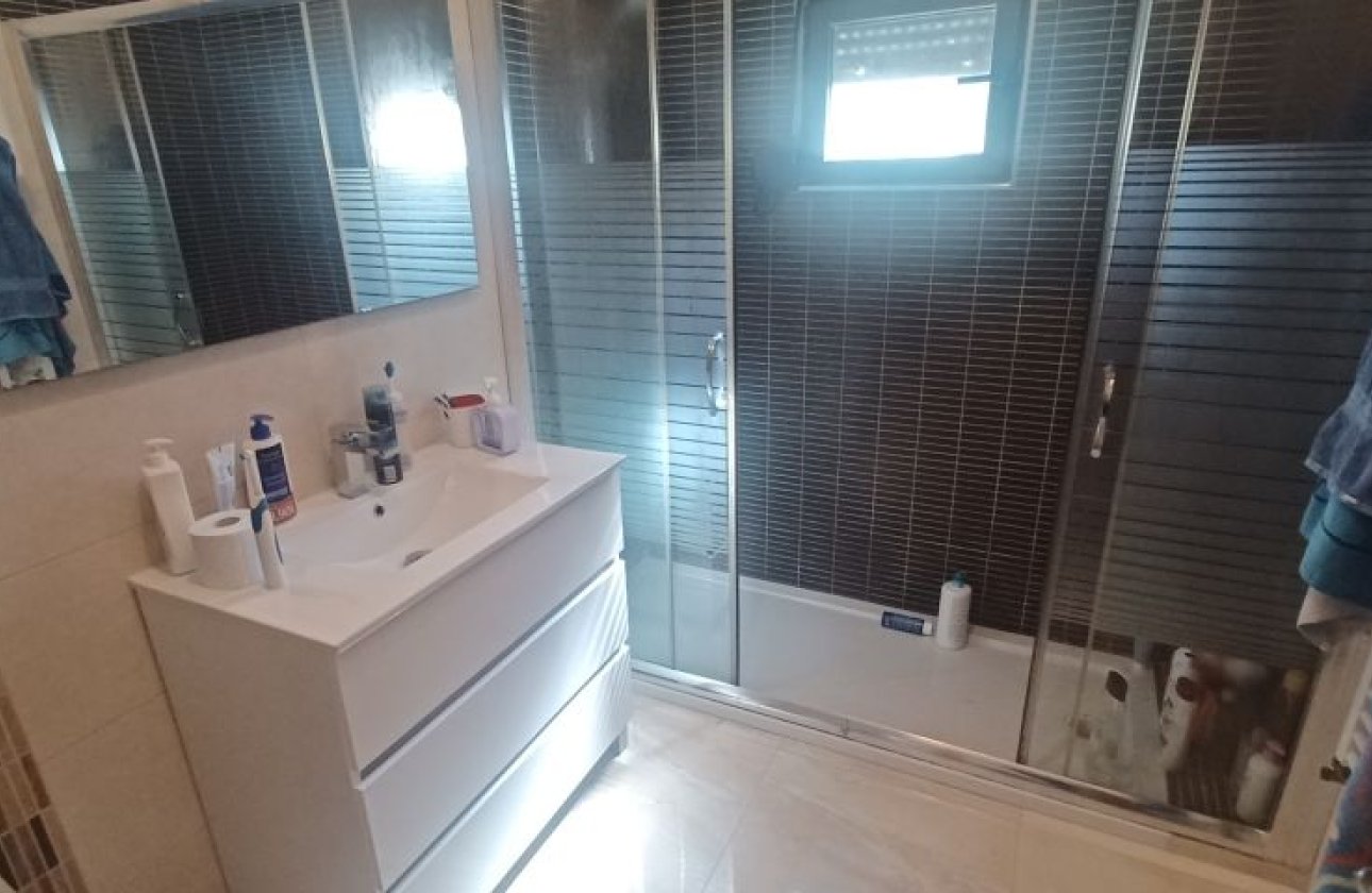 Resale - Villa -
Torrevieja - Costa Blanca