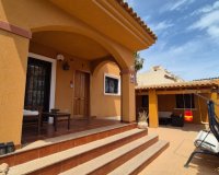 Resale - Villa -
Torrevieja - Costa Blanca
