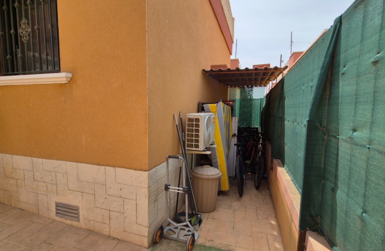 Resale - Villa -
Torrevieja - Costa Blanca