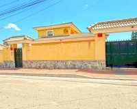 Resale - Villa -
Torrevieja - Costa Blanca