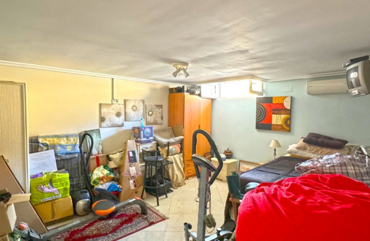 Resale - Villa -
Torrevieja - Costa Blanca