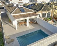 Resale - Villa -
Torrevieja - Costa Blanca