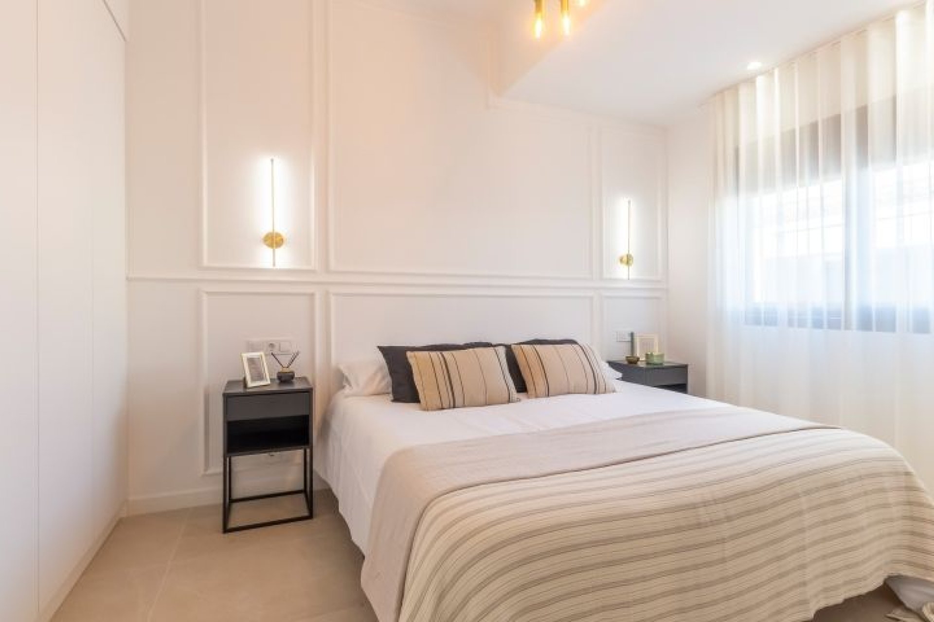 Resale - Villa -
Torrevieja - Costa Blanca