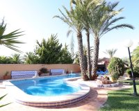 Resale - Villa -
Torrevieja - Costa Blanca