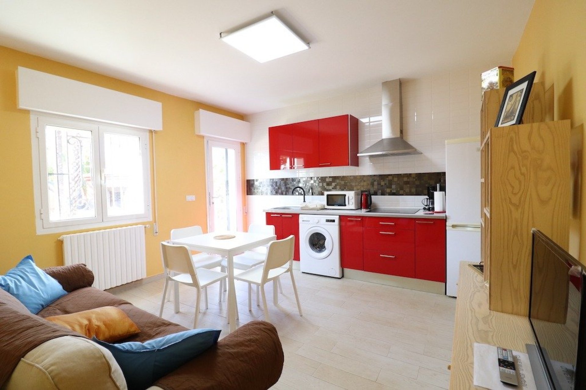 Resale - Villa -
Torrevieja - Costa Blanca