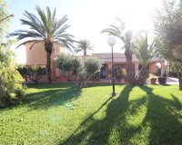 Resale - Villa -
Torrevieja - Costa Blanca