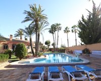 Resale - Villa -
Torrevieja - Costa Blanca