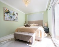 Resale - Villa -
Torrevieja - Costa Blanca