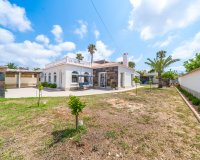Resale - Villa -
Torrevieja - Costa Blanca