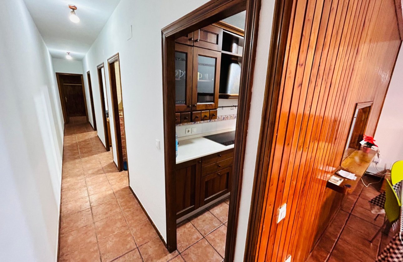 Resale - Villa -
Torrevieja - Costa Blanca