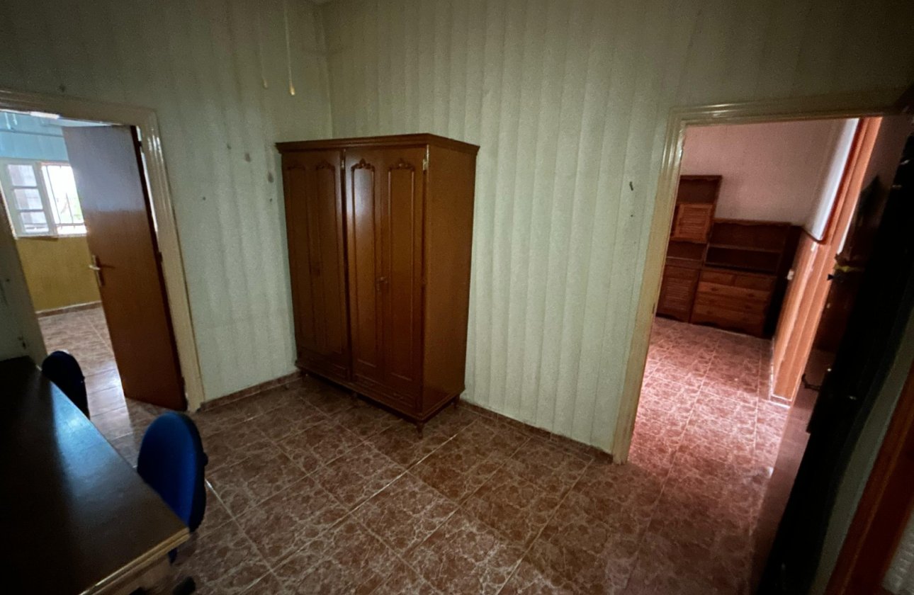 Resale - Villa -
Torrevieja - Costa Blanca